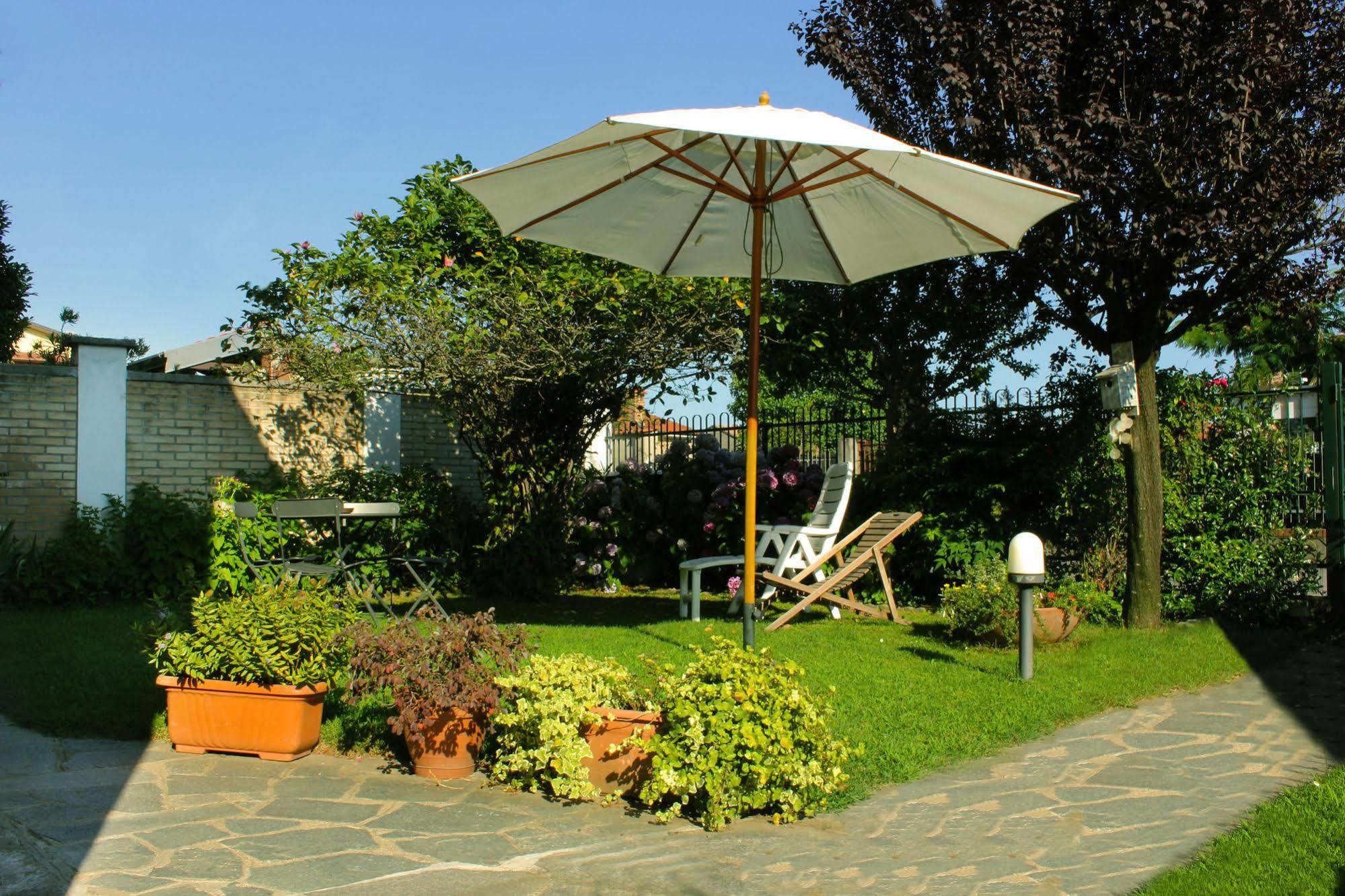 B&B Ca' Nobil Bernate Ticino Екстериор снимка